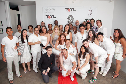 Siwat White Party Art Exhibit Photo by Jugo Juarez Siwat White Party Art Exhibit Photo by Jugo Juarez