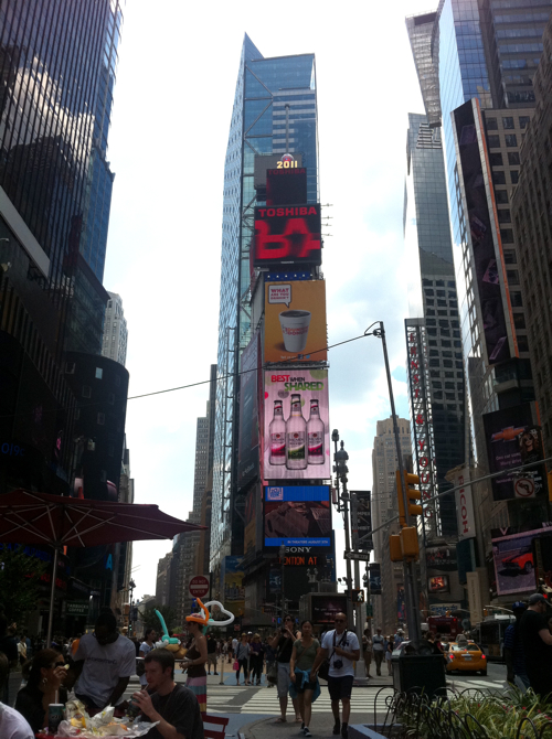 Borbay Photos in Times Square Borbay Photos in Times Square