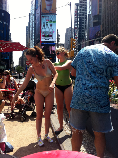 Borbay Photos in Times Square Borbay Photos in Times Square