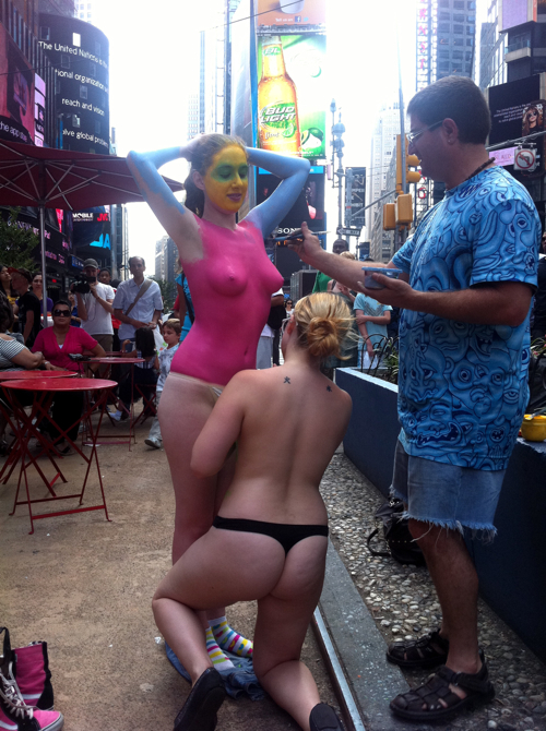 Borbay Photos in Times Square Borbay Photos in Times Square