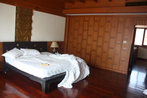 Ko Samui, Koh Phangan and Shanghai Photo by Borbay