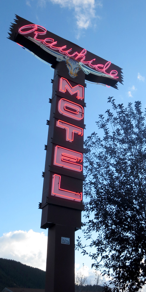 Rawhide Source Image by Borbay