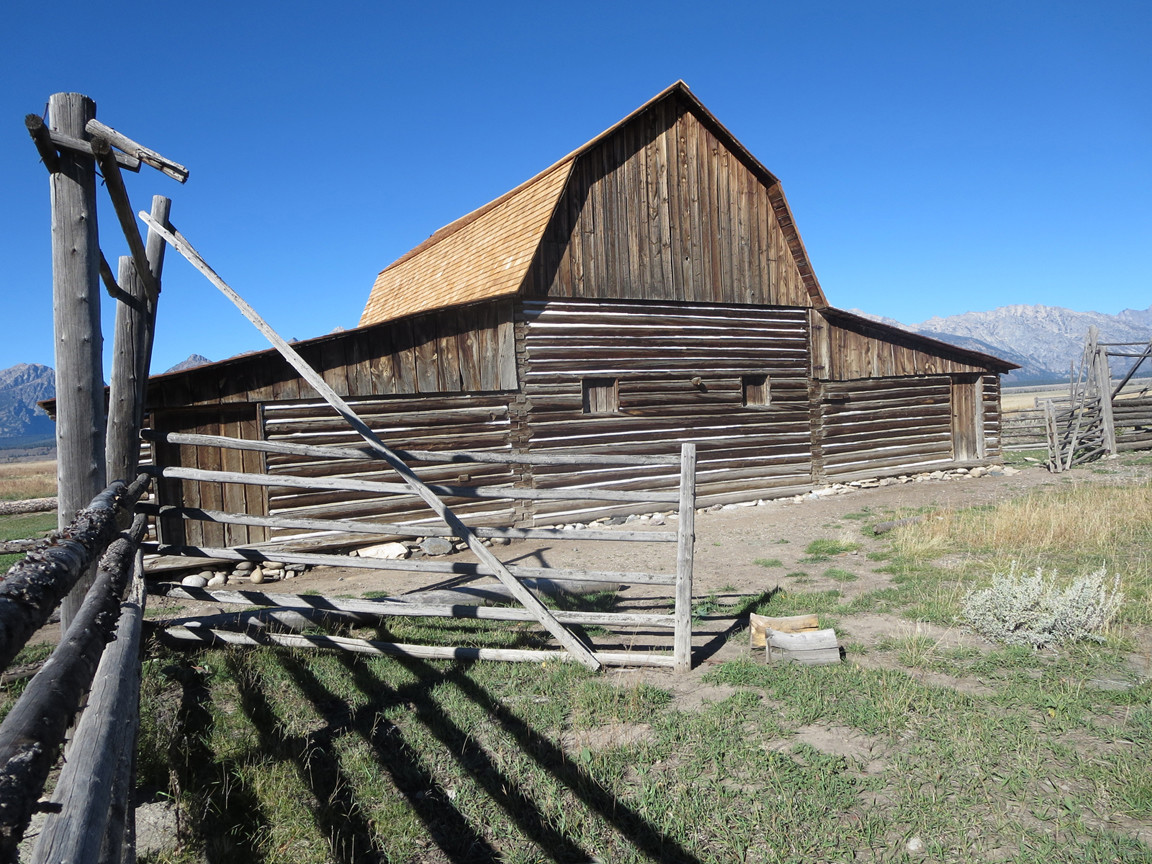 Mormon Row Barn by Borbay