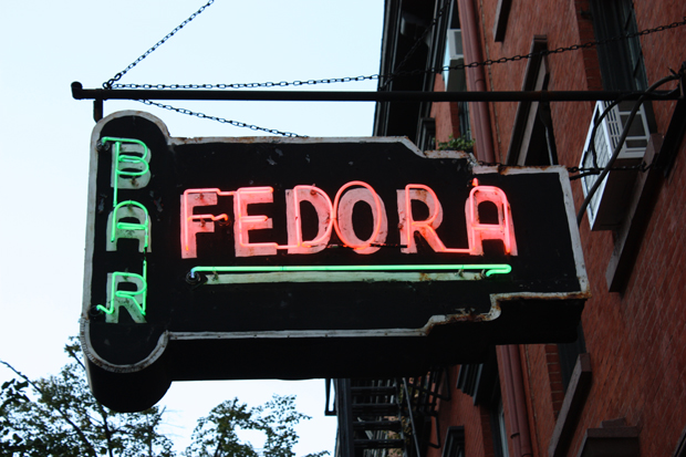 Bar Fedora Photo by Borbay
