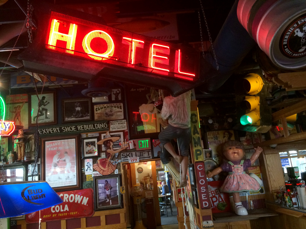 Sanfords Pub in Dickinson Photo by Borbay