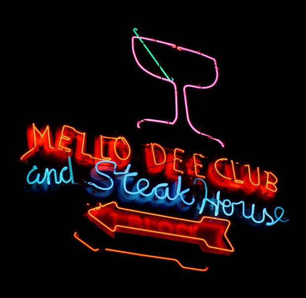 Mellodee Club Arco Sign © Borbay