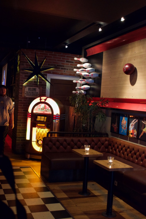 Lebowski Bar Reykjavik Photo by Borbay - BORBAY Lebowski Bar Reykjavik Photo by Borbay