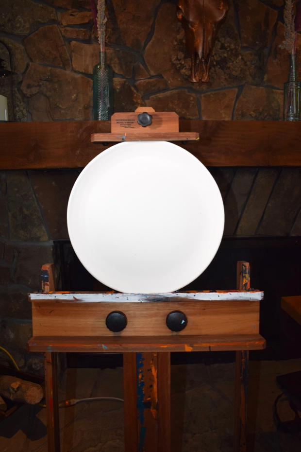 BORBAY CES GUGGENHEIM PLATE Painting Process